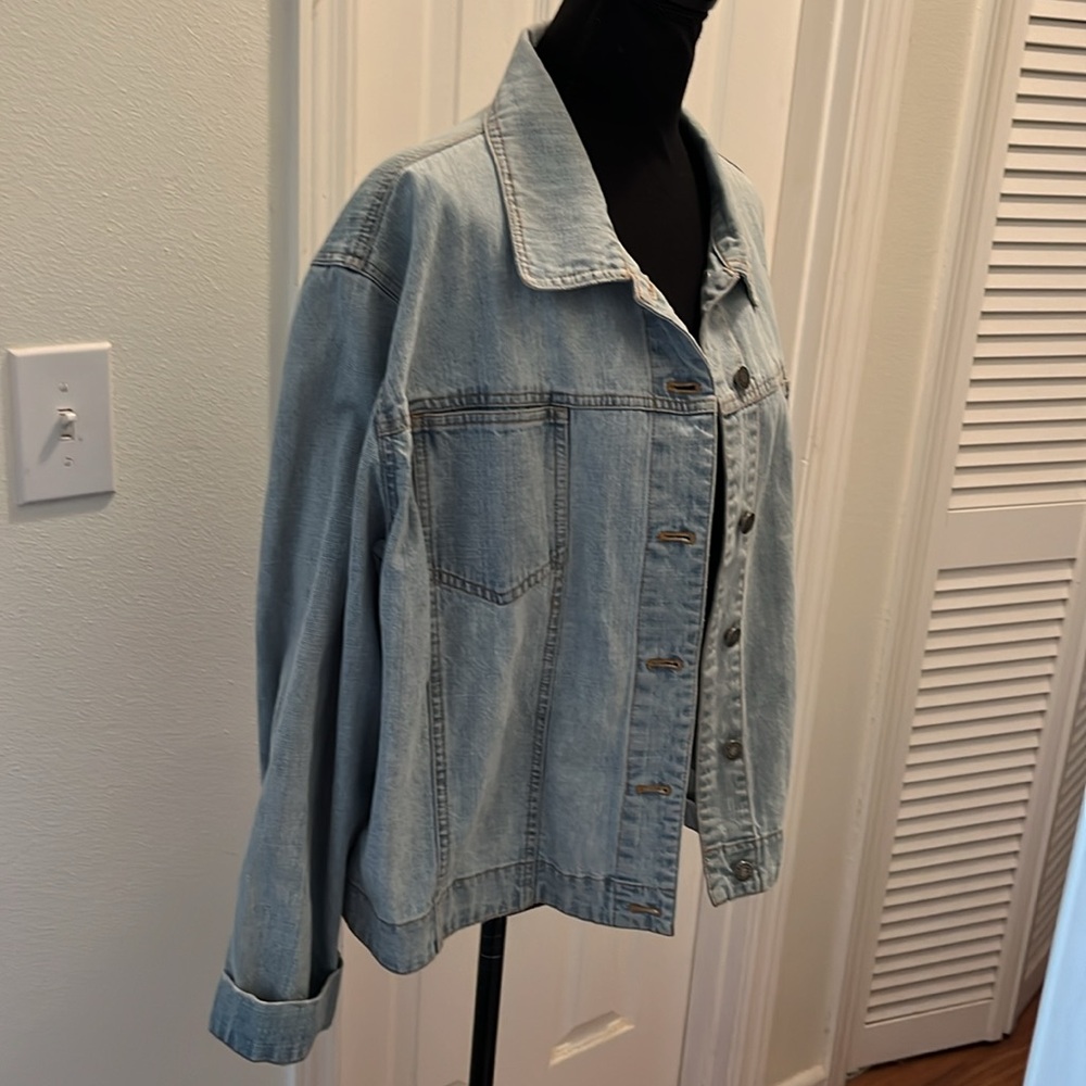 Chico’s 3 denim jean jacket - Picture 2 of 7